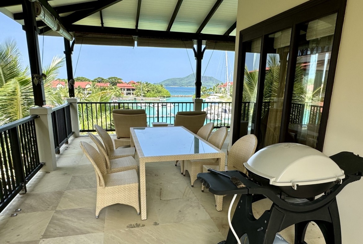 Penthouse Eden Seychely s panoramatickým výhľadom na oceán